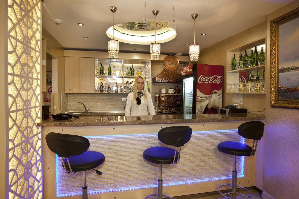 Grand Zentrum & Cafe Restaurant - Taksim Square Otel İstanbul